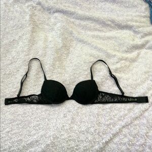 SO Black Lace Push-Up Bra